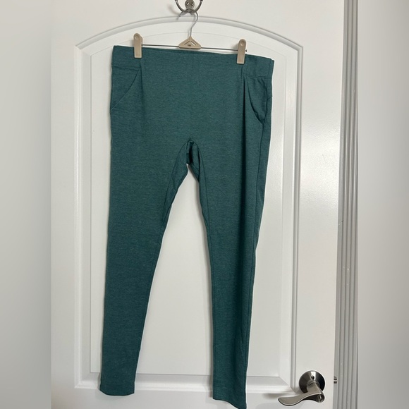 Lunya Restore Pocket Green Lounge Leggings Size Extra Large loungewear cozy - Picture 4 of 13